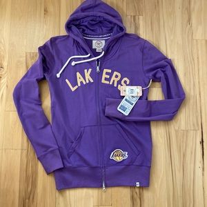 NWT Women’s high quality full zip Lakers hoodie jacket size L also fits M